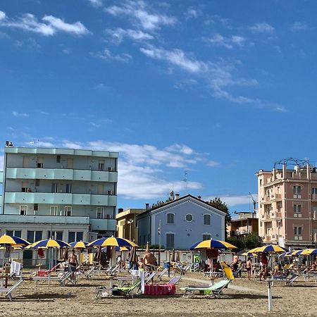 Hotel Acquamarina Viserba Rimini Exterior photo