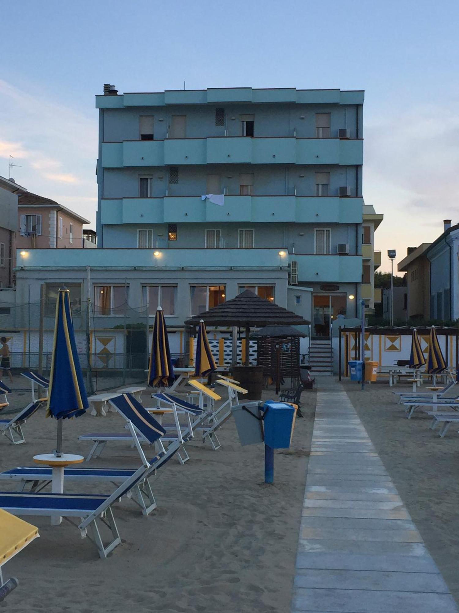 Hotel Acquamarina Viserba Rimini Exterior photo